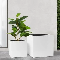 Aria Polystone 2 Piece White Square Planters With Liners Set