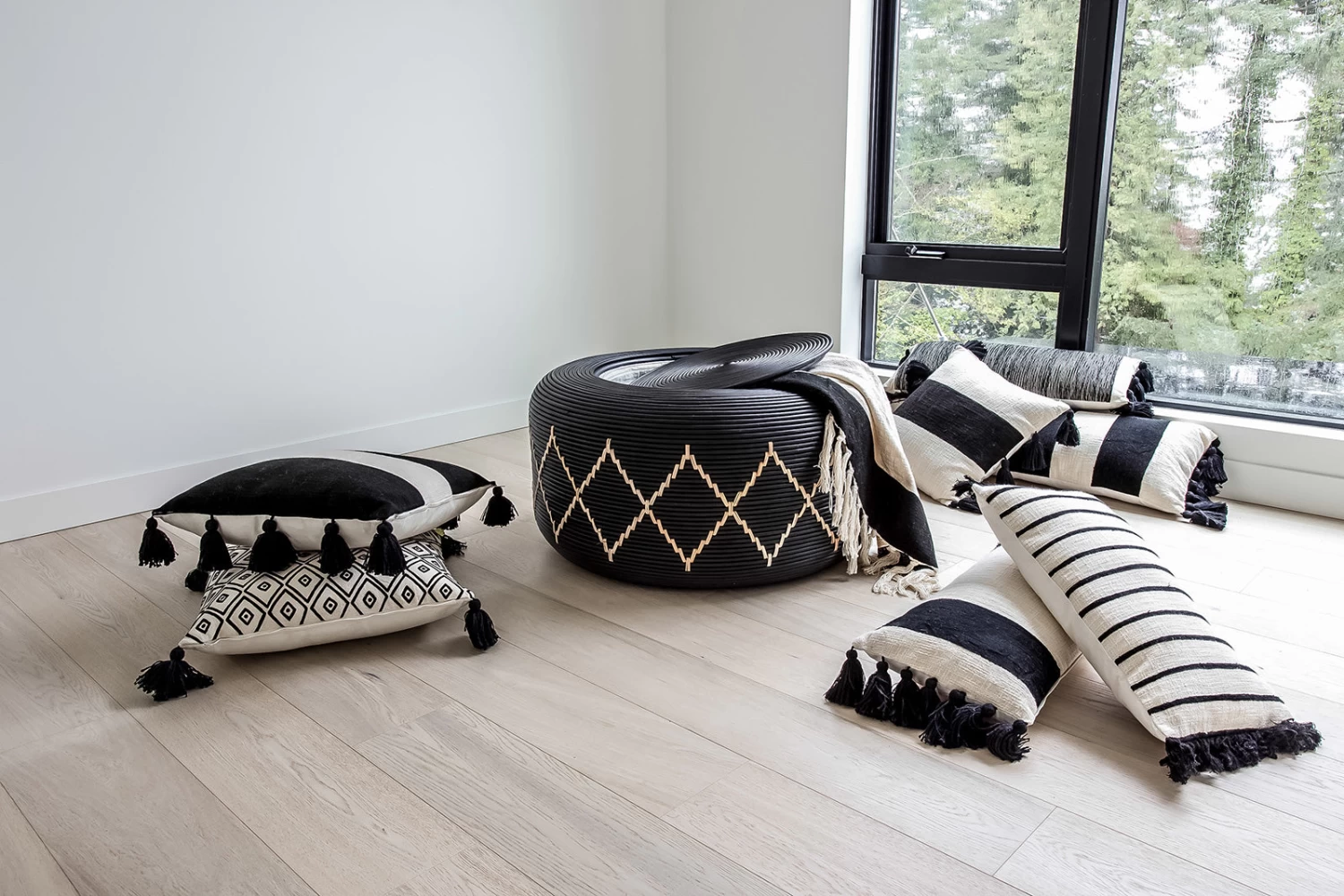 Freedom Cushion B 7 Freedom Cushion B - Image 5