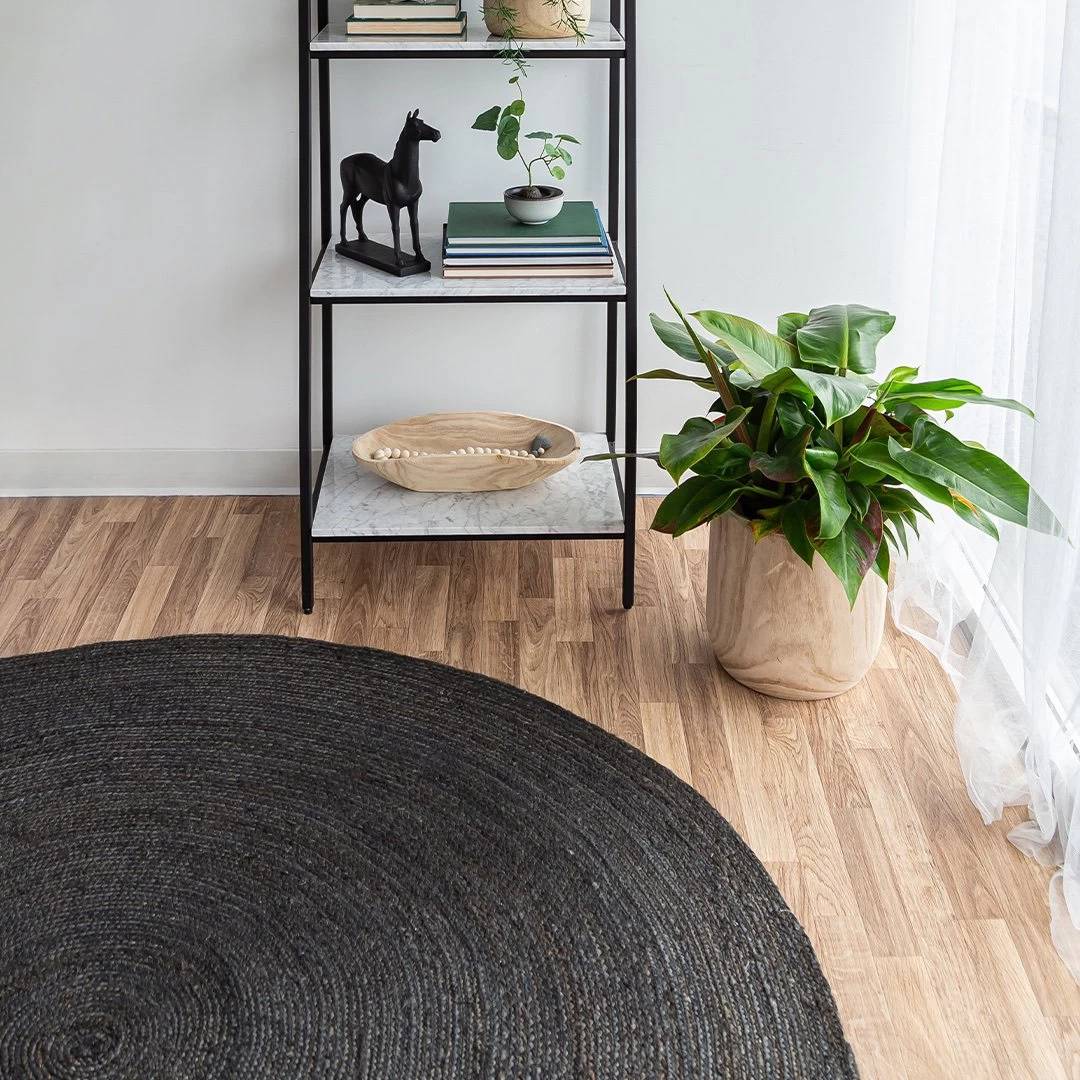 Delilah 9ft Round Rug – Black 4 Delilah 9ft Round Rug – Black - Image 2